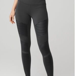 Alo Leggings